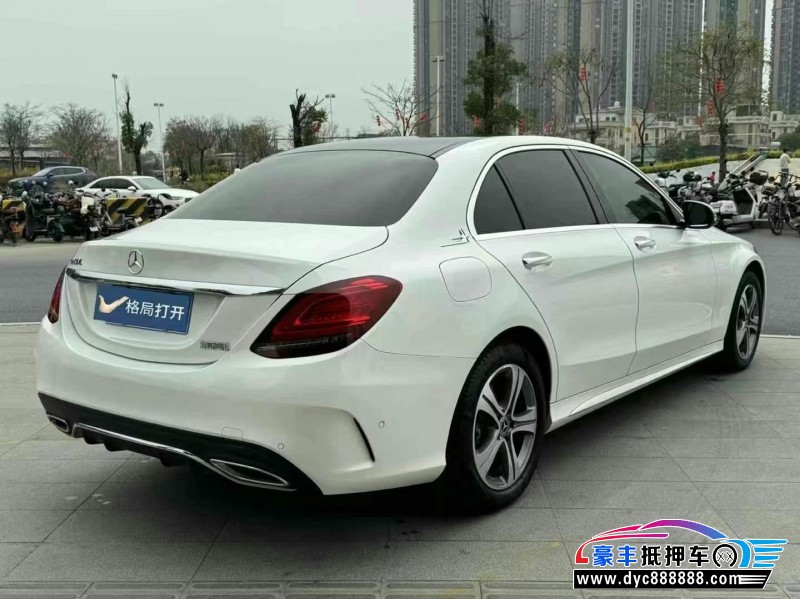 21年奔驰C轿车抵押车出售