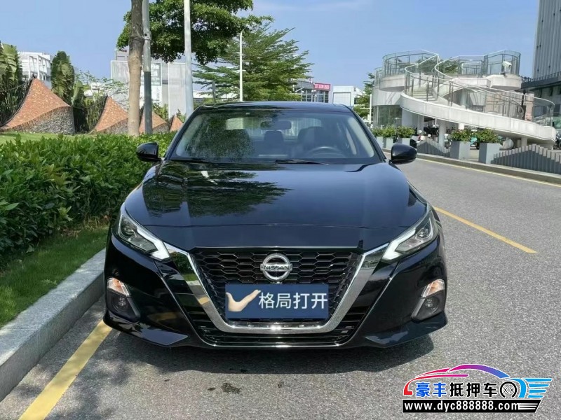 20年日产天籁轿车抵押车出售