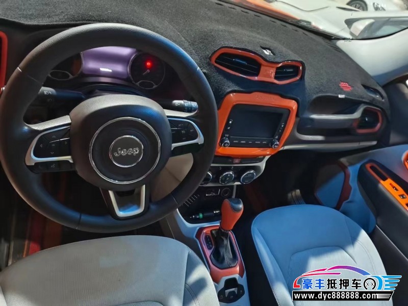 16年Jeep自由侠轿车抵押车出售