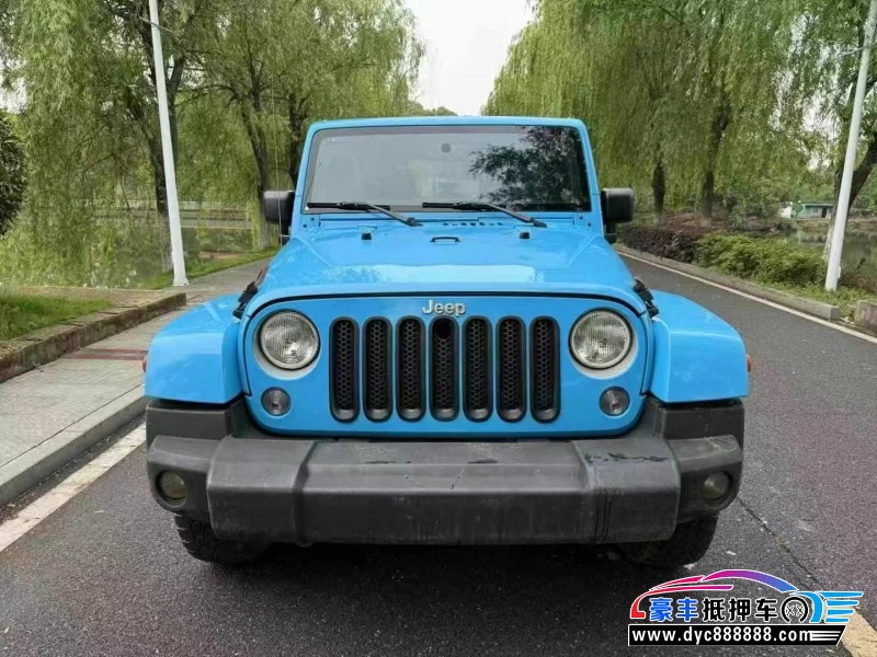 18年Jeep牧马人轿车抵押车出售