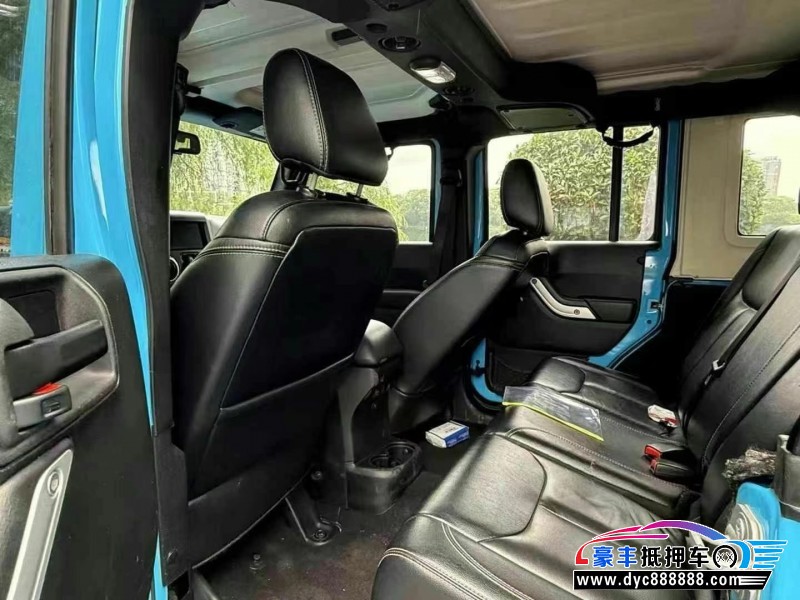 18年Jeep牧马人轿车抵押车出售