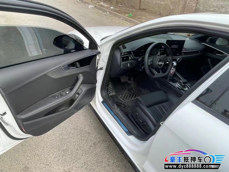 23年奥迪A4L轿车抵押车出售
