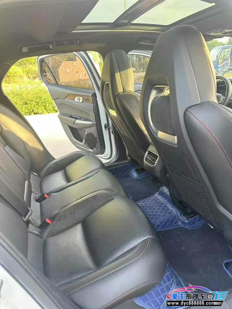 19年领克03轿车抵押车出售