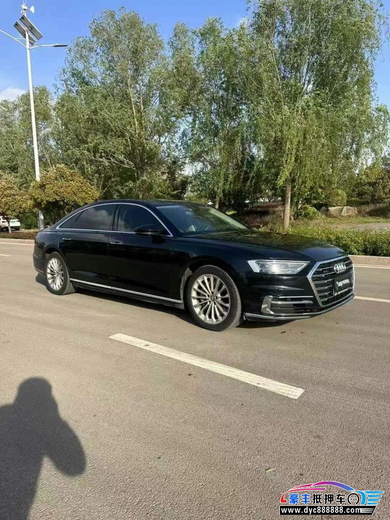 18年奥迪A8L轿车抵押车出售