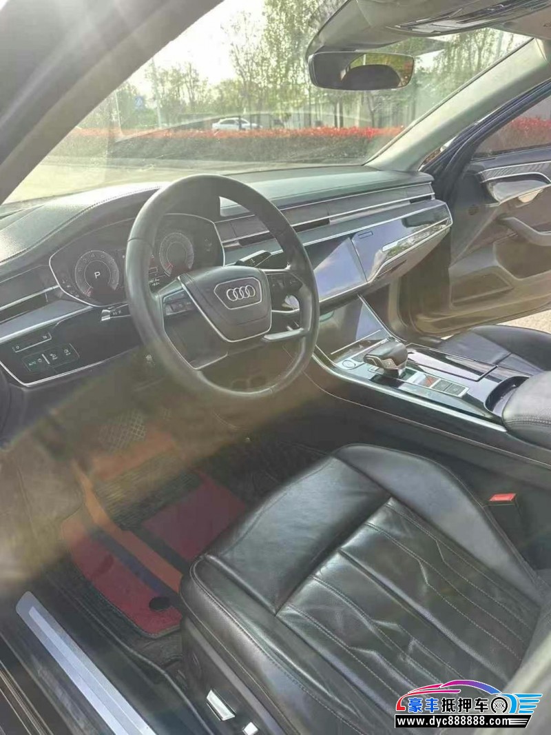 18年奥迪A8L轿车抵押车出售