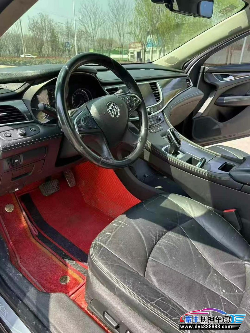 17年别克君越轿车抵押车出售