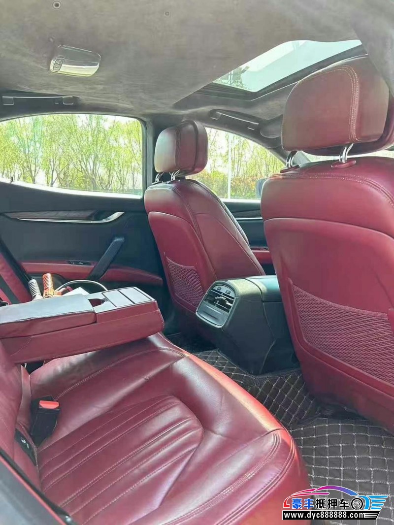 15年玛莎拉蒂Ghibli轿车抵押车出售