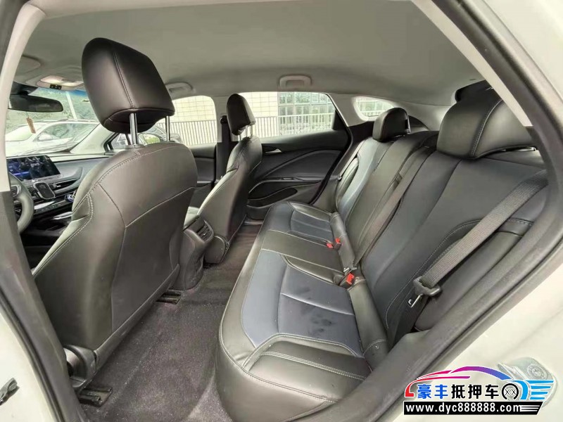 23年别克微蓝轿车抵押车出售