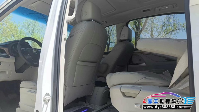 18年别克GL8MPV抵押车出售