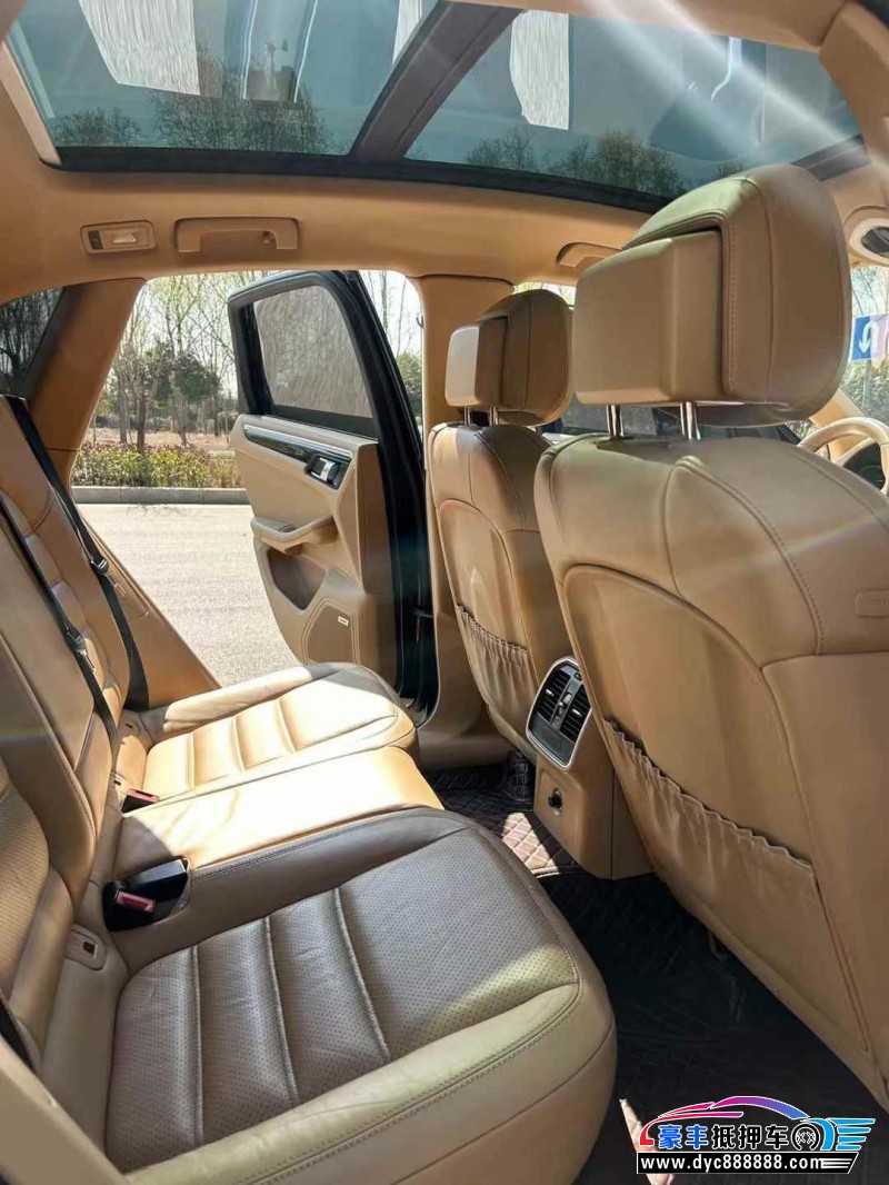 15年保时捷Macan迈凯轿车抵押车出售