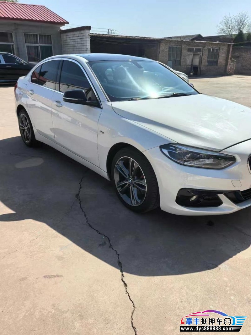 18年宝马1系轿车抵押车出售