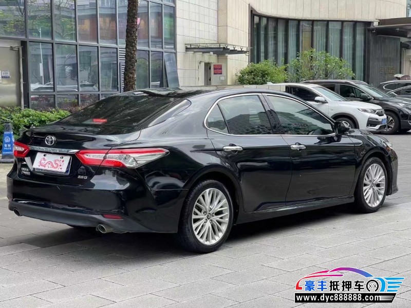 18年丰田凯美瑞轿车抵押车出售