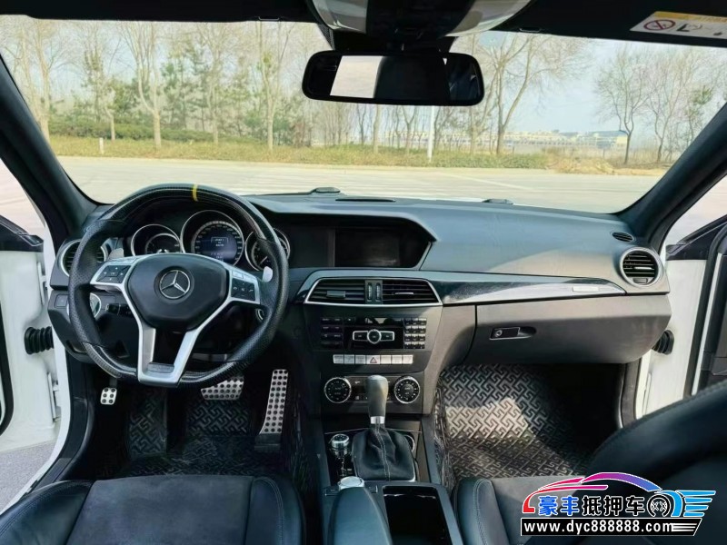 15年奔驰C轿车抵押车出售