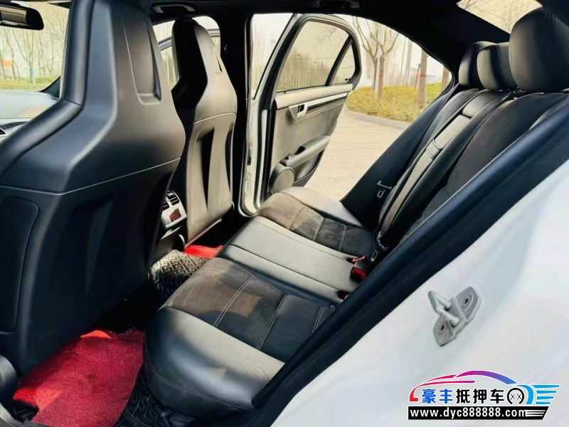 15年奔驰C轿车抵押车出售