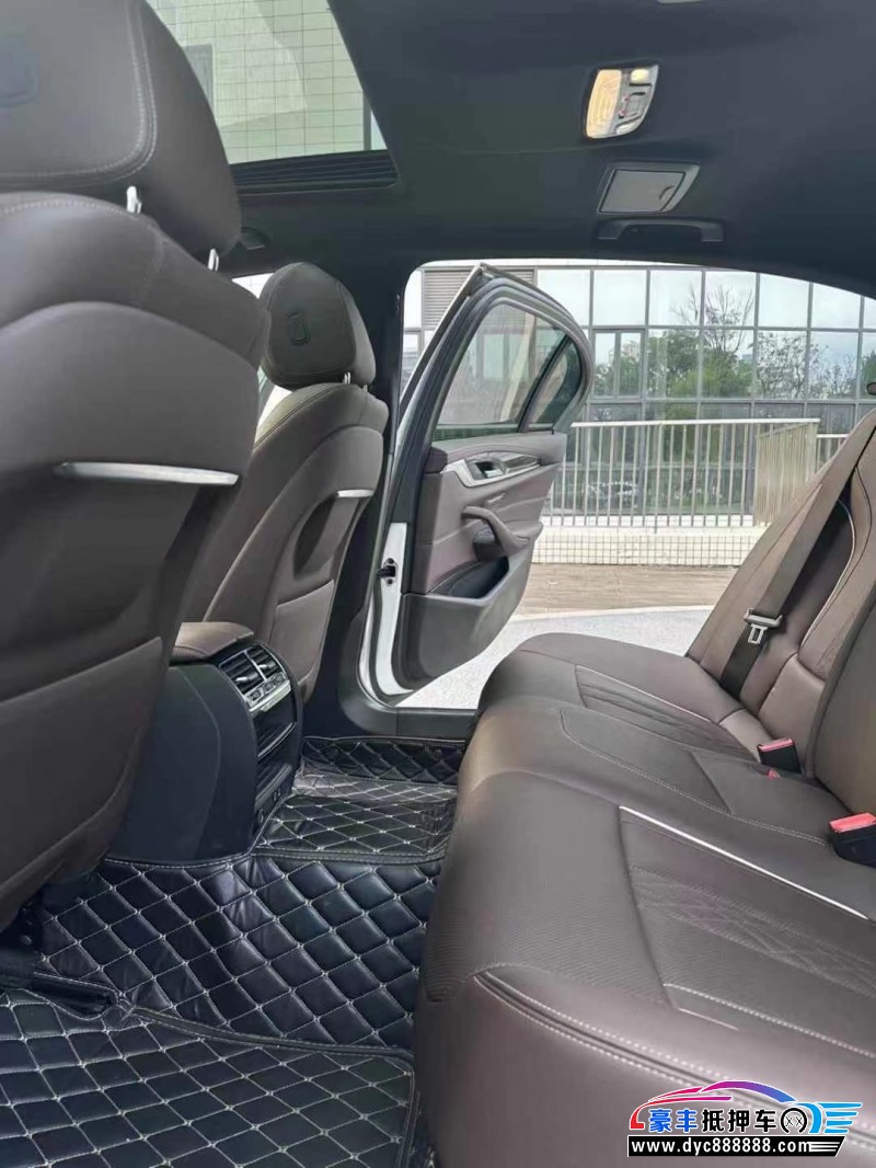 20年宝马5系轿车抵押车出售