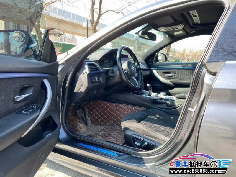 21年宝马4系轿车抵押车出售