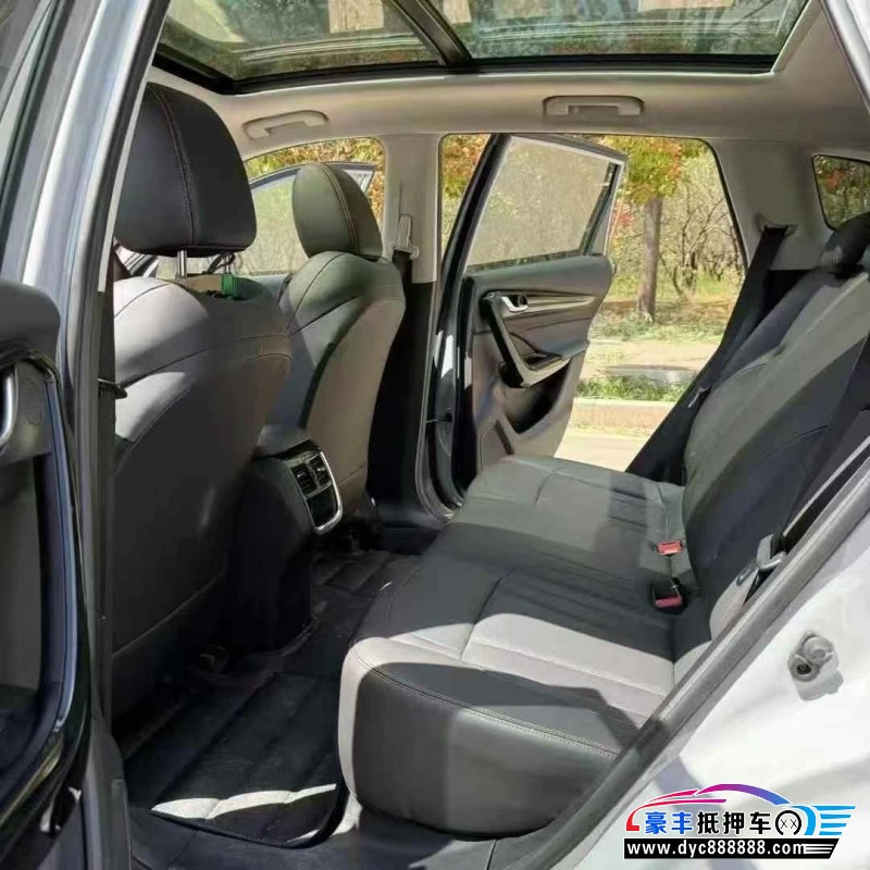 22年东风风神AX7轿车抵押车出售