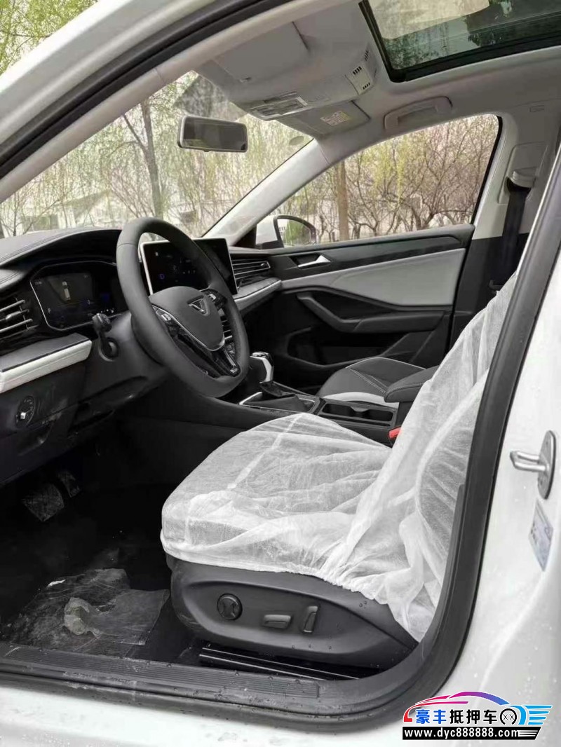 25年大众捷达轿车抵押车出售