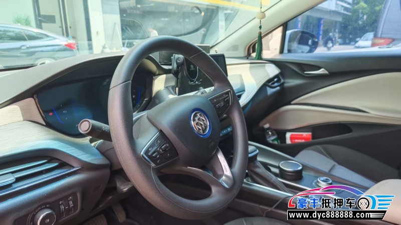 23年别克微蓝轿车抵押车出售