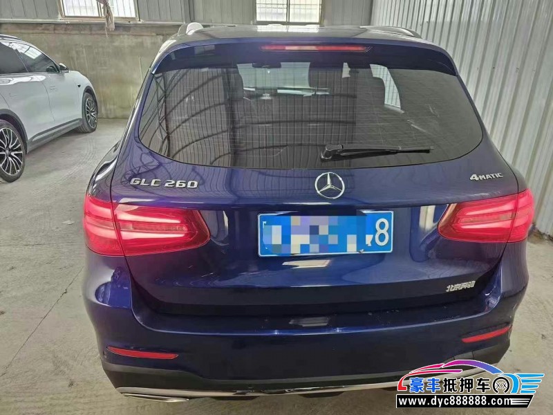 18年奔驰GLC轿车抵押车出售