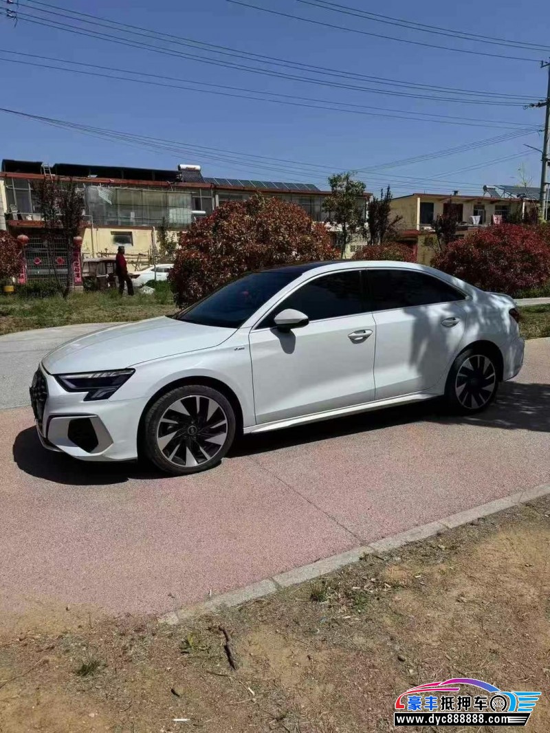 23年奥迪A3轿车抵押车出售