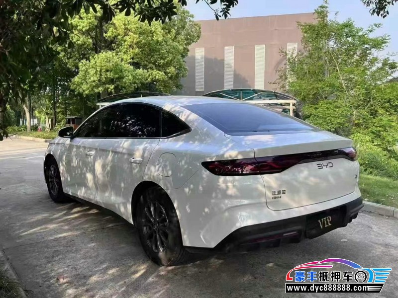 24年比亚迪秦轿车抵押车出售