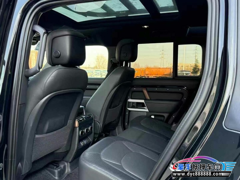 23年路虎卫士轿车抵押车出售