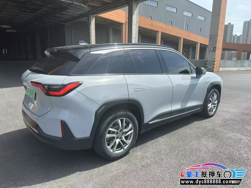 21年蔚来ES6轿车抵押车出售