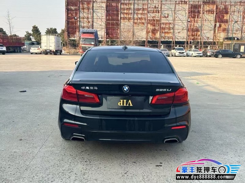 19年宝马5系轿车抵押车出售
