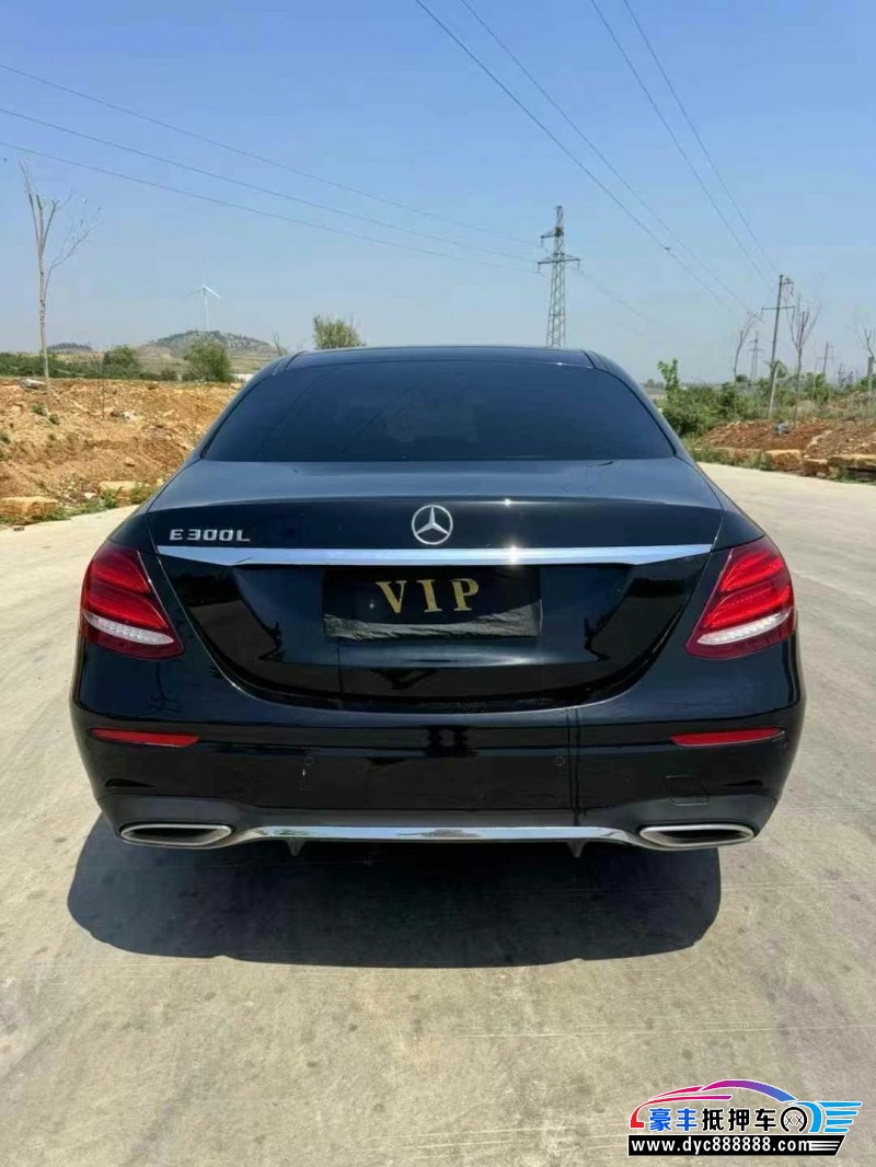 21年奔驰E轿车抵押车出售