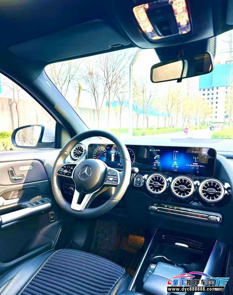 23年奔驰GLA轿车抵押车出售