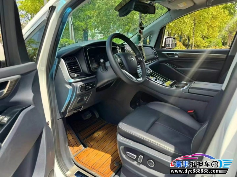 21年传祺M8轿车抵押车出售