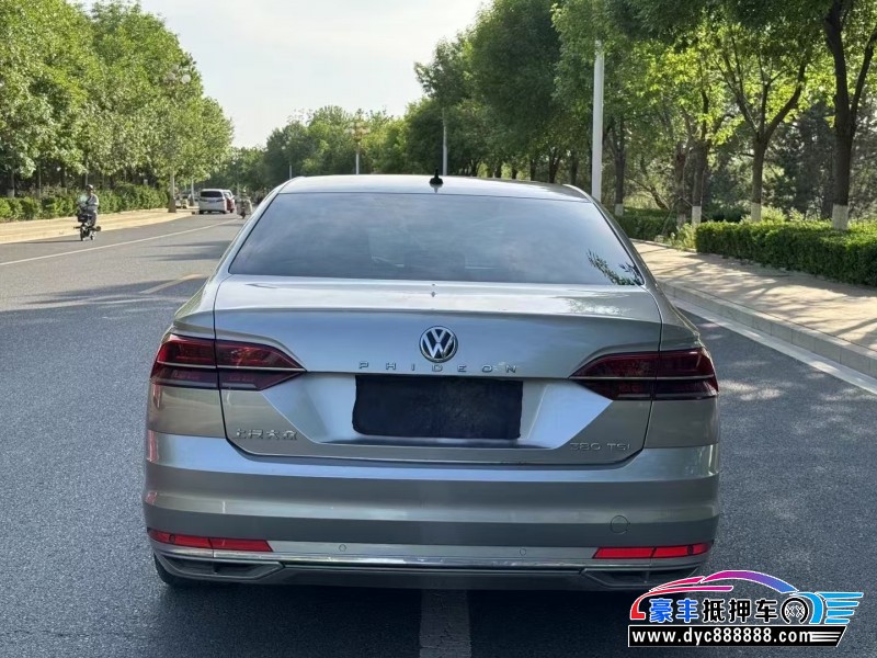 23年大众辉昂轿车抵押车出售