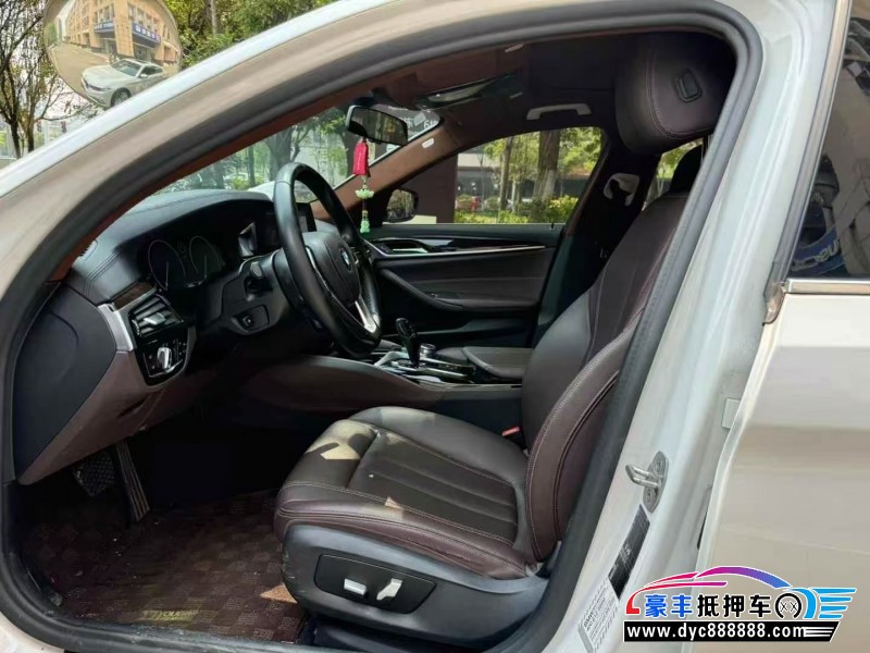 19年宝马5系轿车抵押车出售