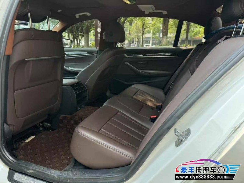 19年宝马5系轿车抵押车出售