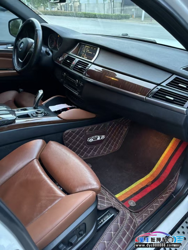 15年宝马X6轿车抵押车出售