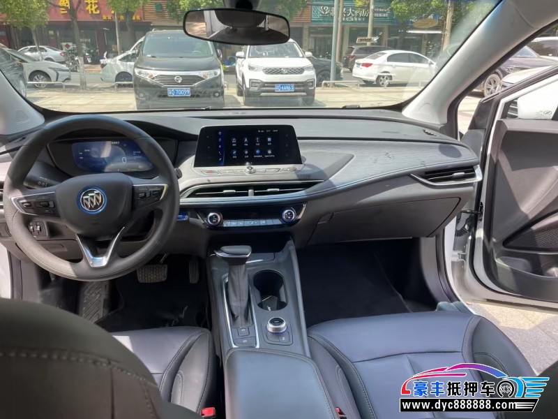 24年别克微蓝轿车抵押车出售