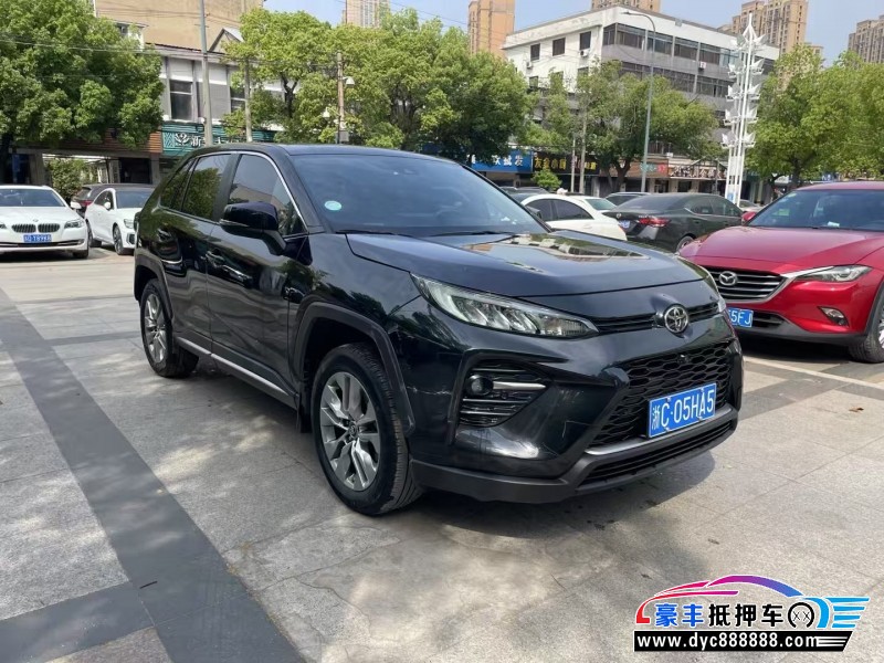 22年丰田威兰达轿车抵押车出售