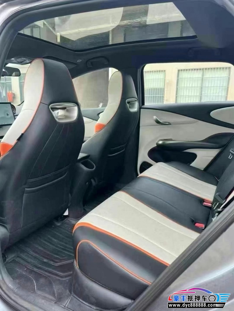 22年比亚迪海豚轿车抵押车出售