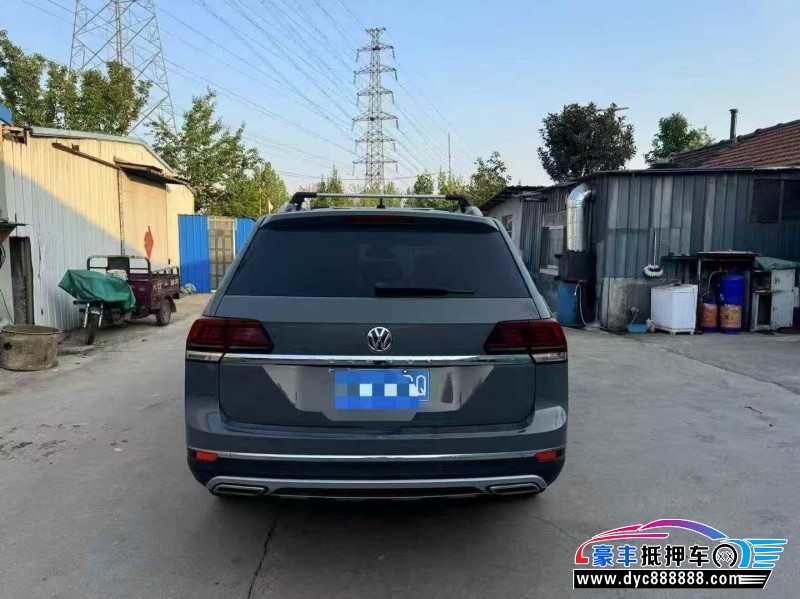 18年大众途昂轿车抵押车出售