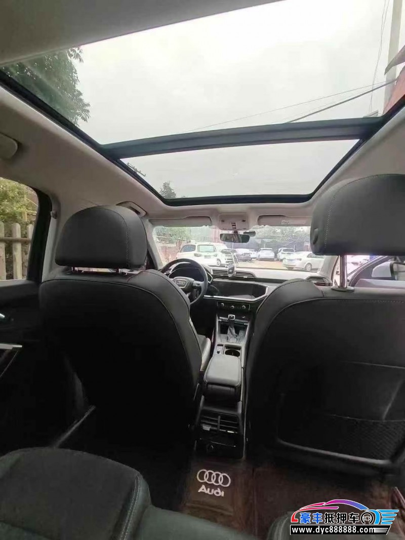 23年奥迪Q3SUV抵押车出售