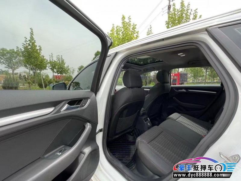 20年奥迪A3轿车抵押车出售