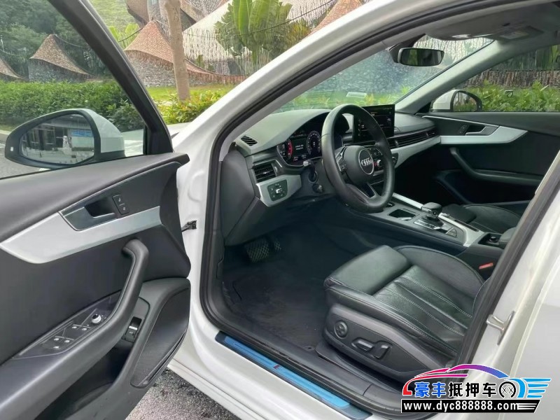 20年奥迪A4L轿车抵押车出售