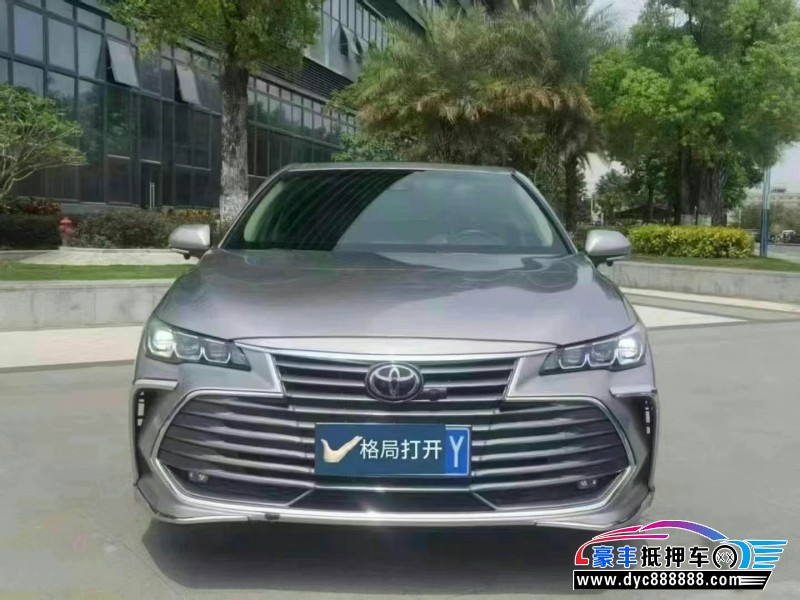 20年丰田亚洲龙轿车抵押车出售