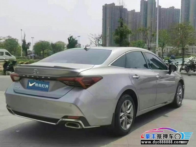 20年丰田亚洲龙轿车抵押车出售