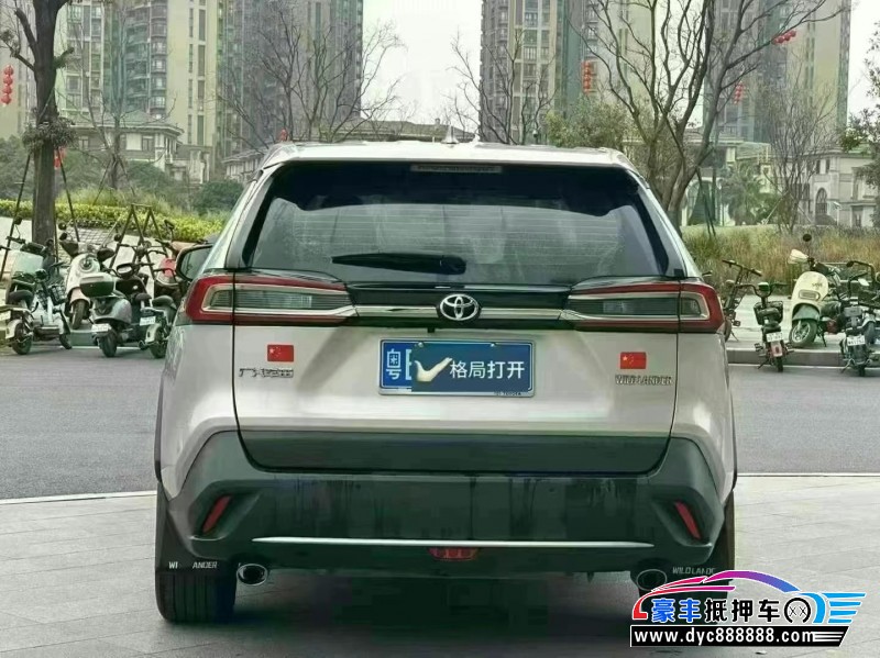 22年丰田威兰达轿车抵押车出售