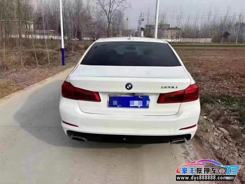 17年宝马5系轿车抵押车出售