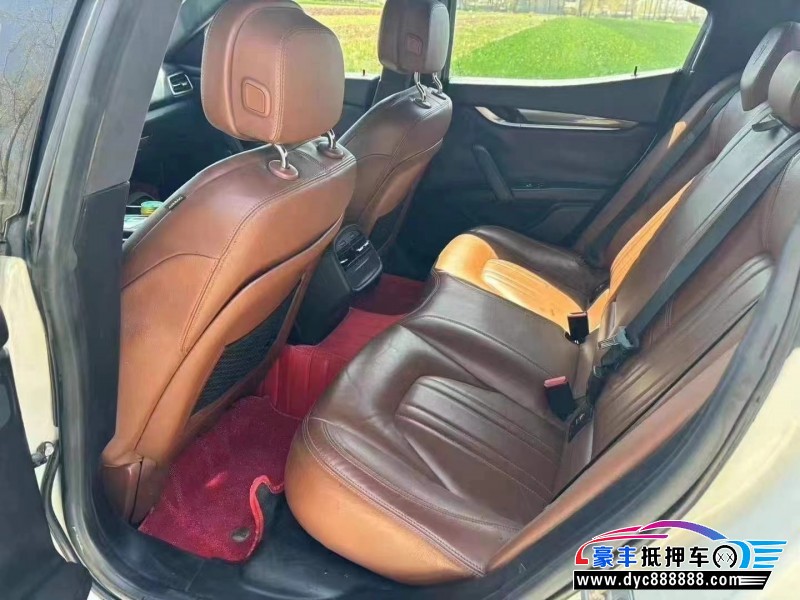 15年玛莎拉蒂Ghibli轿车抵押车出售