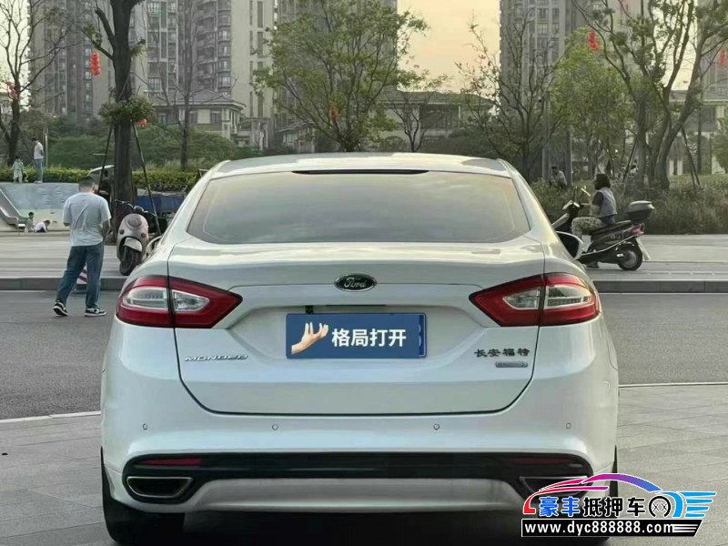 15年福特蒙迪欧轿车抵押车出售