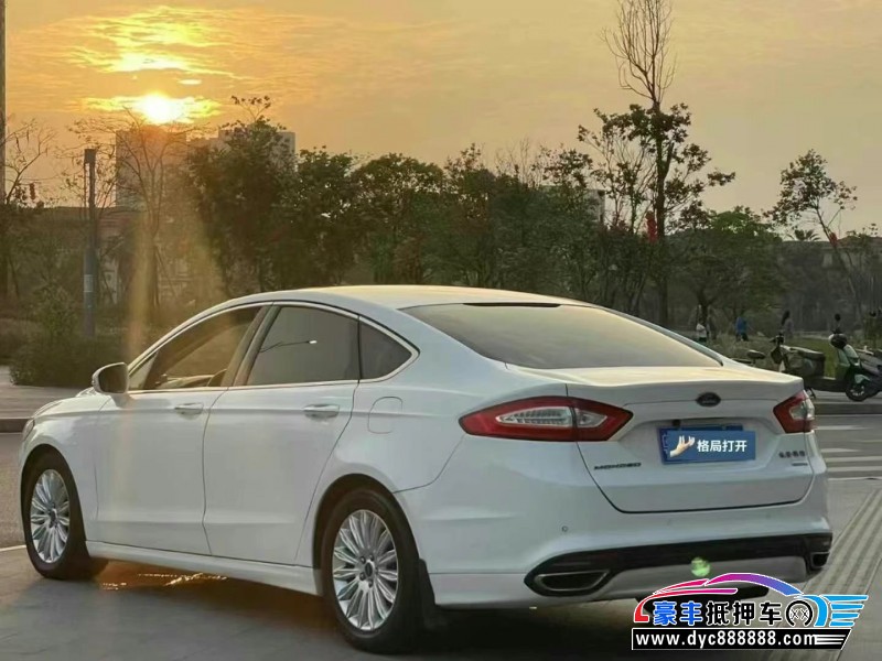 15年福特蒙迪欧轿车抵押车出售
